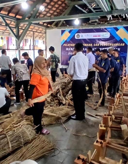 Warga Binaan Dilatih Olah Limbah Pelepah Pisang