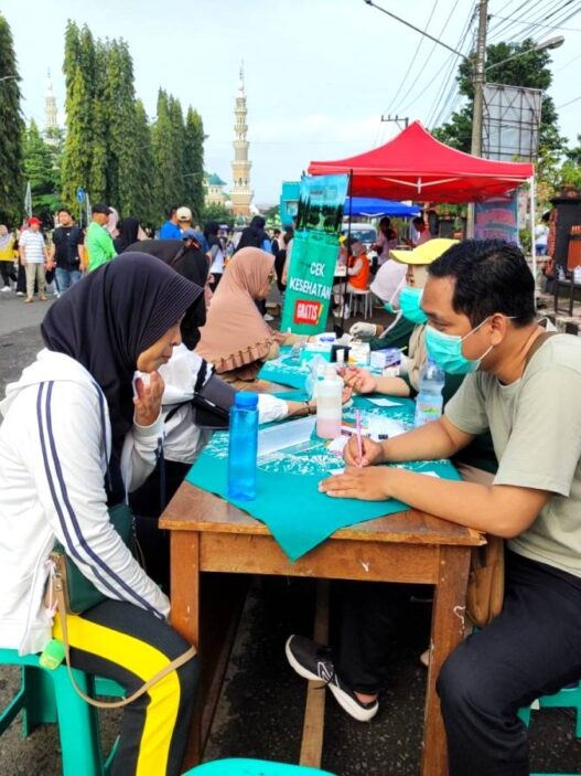 Warga Serbu CKG di CFD