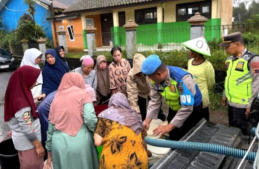 Wilayah Terdampak Masih Krisis Air Bersih