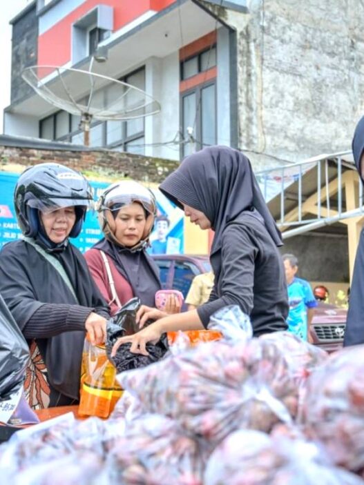 200 Kg Bawang dan 200 Liter Minyak Ludes