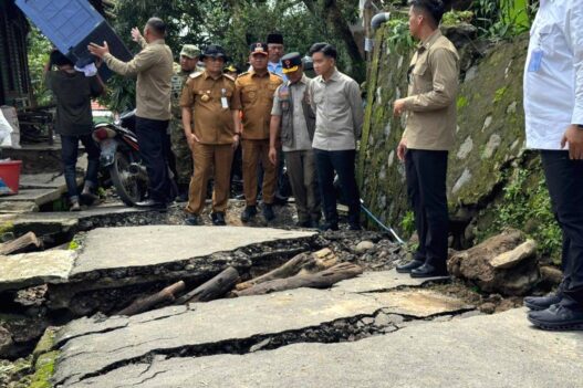 Fenomena Tanah Bergerak Terjadi di Tegal dan Semarang