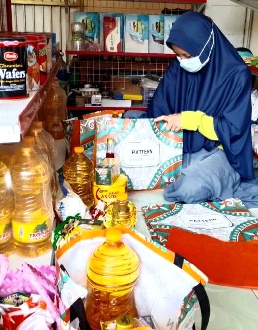 Hampers Lebaran Mulai Diburu Perantau