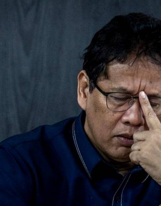 IHSG Anjlok Hampir Lima Persen