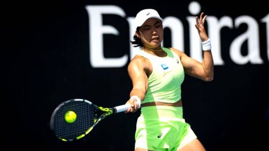 Janice Tjen Terhenti di 16 Besar