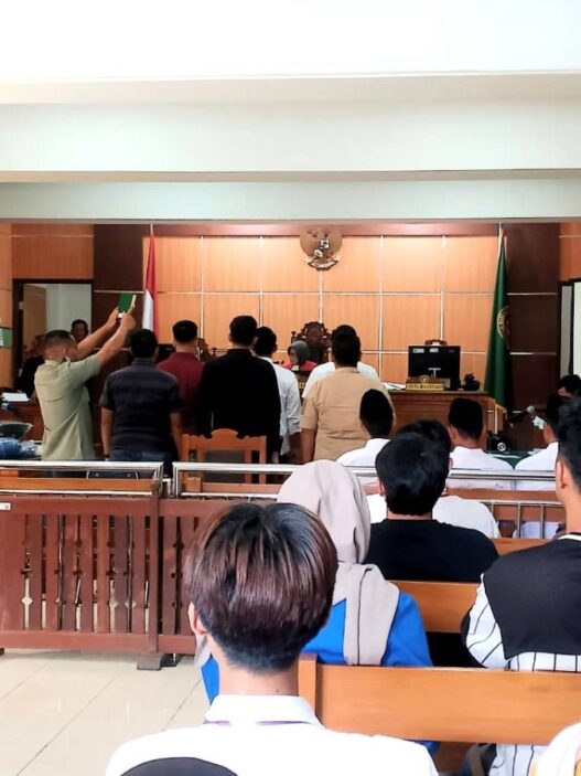 Keterangan Saksi Tak Kuatkan Dakwaan