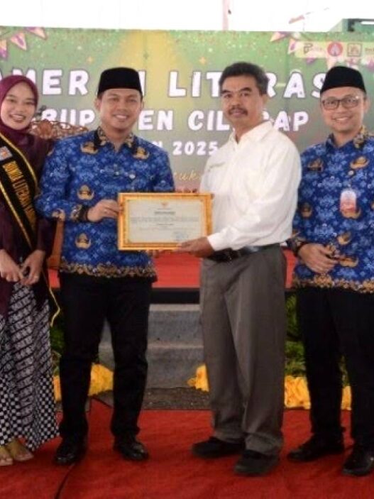 Merawat Ingatan Cilacap dari Balik Arsip