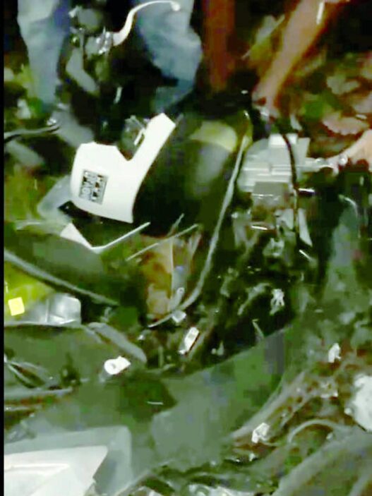 Motor Diduga Milik Geng Motor Dipreteli Warga