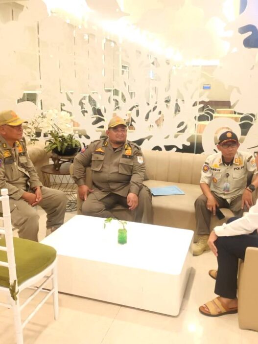 Ramadan, Karaoke dan Spa Tutup