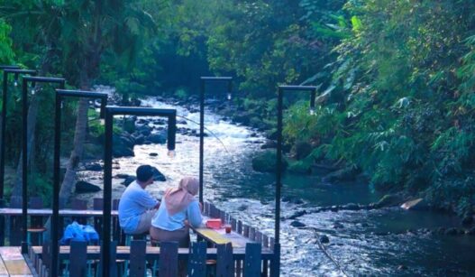Rivermoon (2)