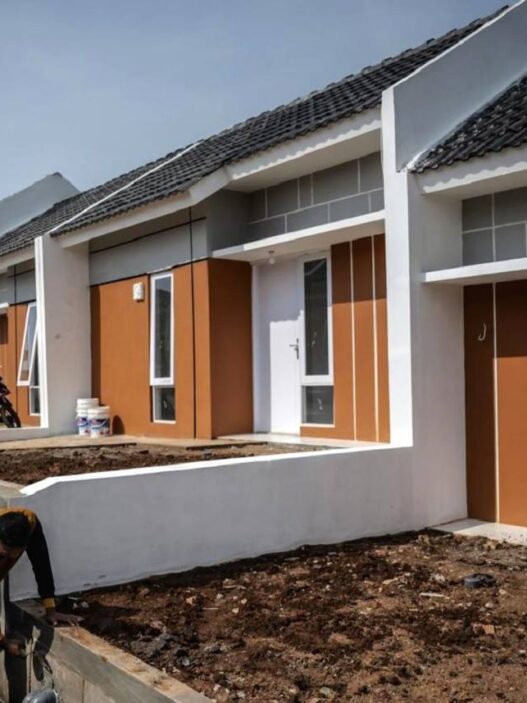 Tenor cicilan KPR rumah subsidi yang semula hanya terbatas maksimal 20 tahun kini diperpanjang menjadi 30 tahun.