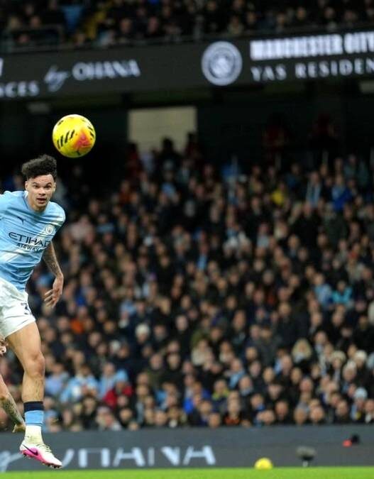 Terpaut Dua Poin dari Arsenal