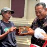100 Radio untuk Pekerja Informal