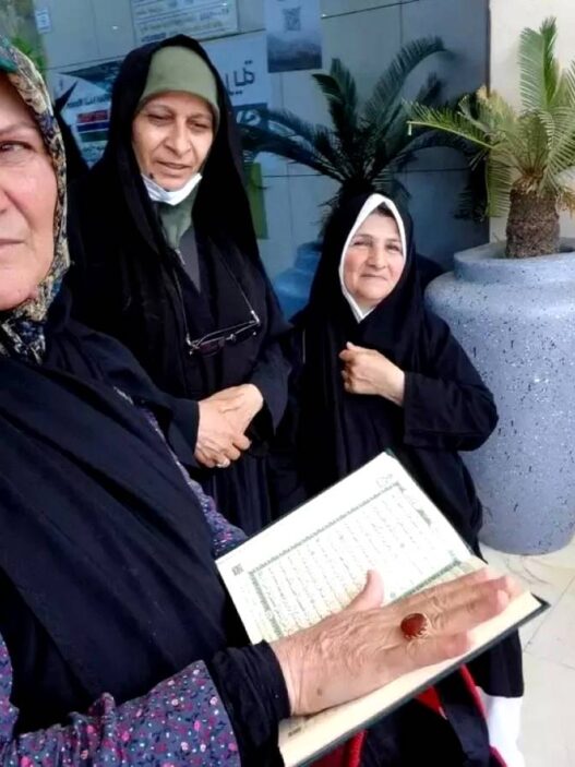 240 Ribu Al Qur’an Dibagikan pada Jemaah Umrah