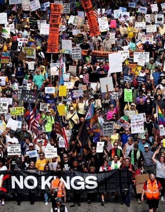7 Juta Warga AS Ikut Aksi ‘No Kings’