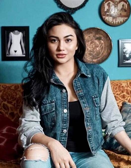 Akui Pernah Ditawari Kencan Bareng Om om