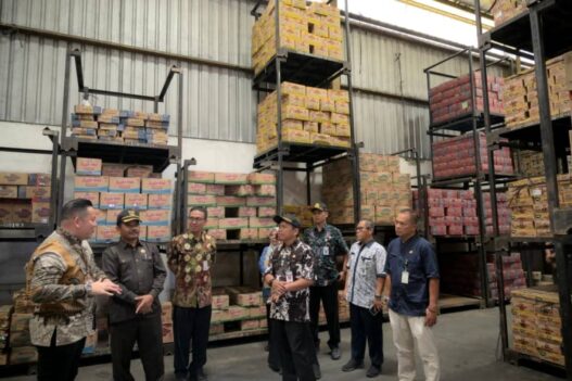 Harga Cabai dan Daging Ayam Masih Tinggi