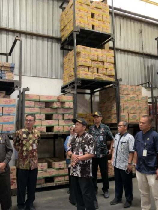 Harga Cabai dan Daging Ayam Masih Tinggi