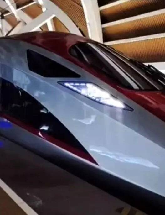 Jakarta Surabaya Hanya Tiga Jam