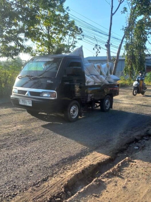 Jalur Alternatif Masih Rusak
