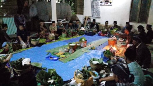 Likuran Aboge Digelar Hening