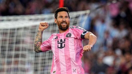 Lionel Messi Pendapatan Tembus Rp 1,3 T per Musim