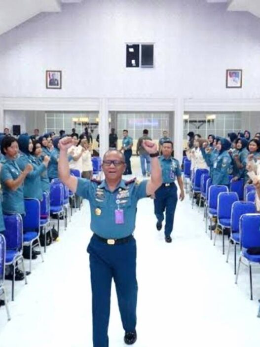 Mahasiswa SSTAL