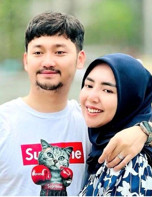 Mantan Suami Dewi Perssik Kini Digugat Cerai