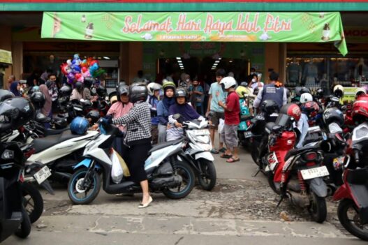 Online Tinggal Klik, Offline Tetap Asyik