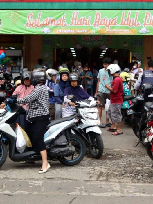Online Tinggal Klik, Offline Tetap Asyik
