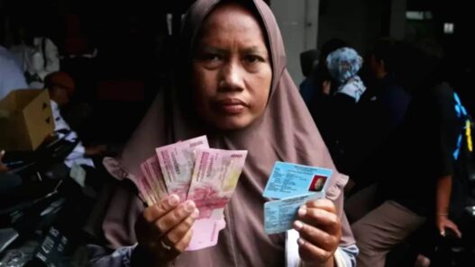 Penerima bansos (2)
