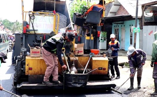 Perbaikan Jalan Dikebut Meski Anggaran Terbatas