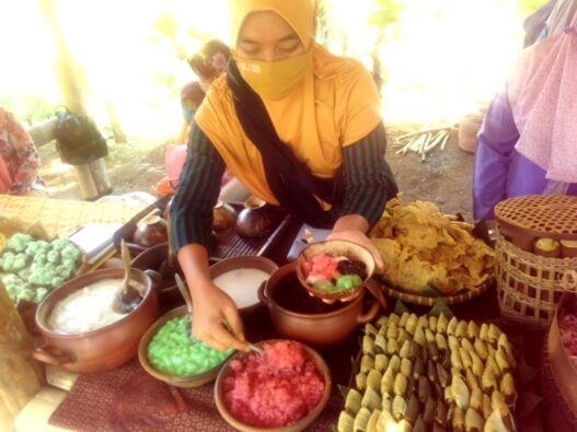 Perpaduan Bubur Lembut yang Lumer di Mulut