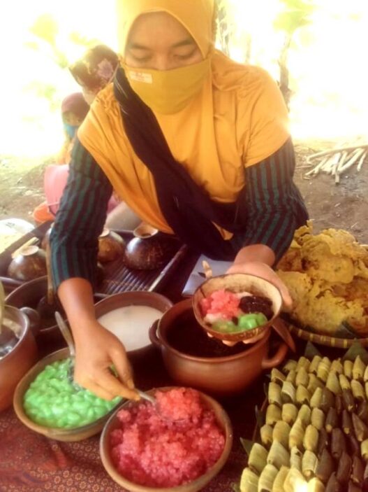Perpaduan Bubur Lembut yang Lumer di Mulut