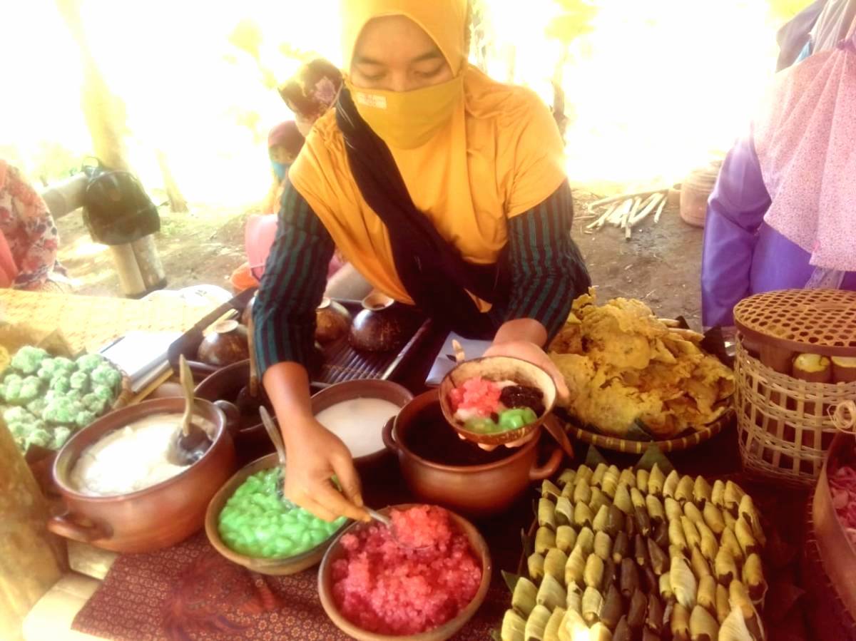 Perpaduan Bubur Lembut yang Lumer di Mulut