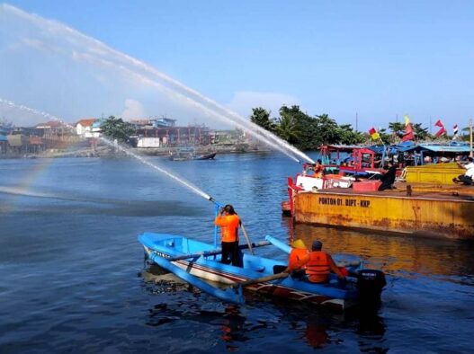 PPS Gelar Simulasi Kebakaran Kapal
