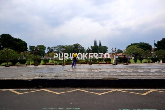 Salat Ied Kembali di Alun alun Purwokerto