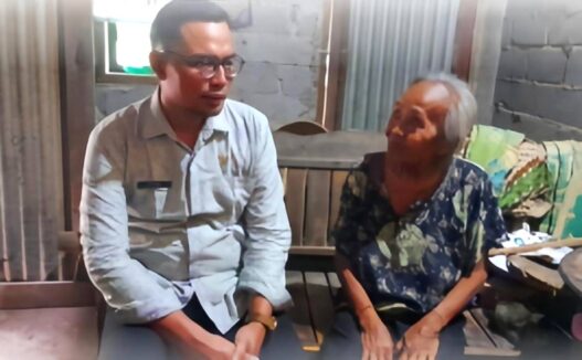 Seorang Diri, Lansia Hidup Tanpa Sanitasi Layak