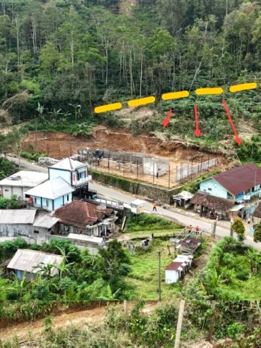 Tanah Bergerak Ancam 20 Rumah di Karangkobar