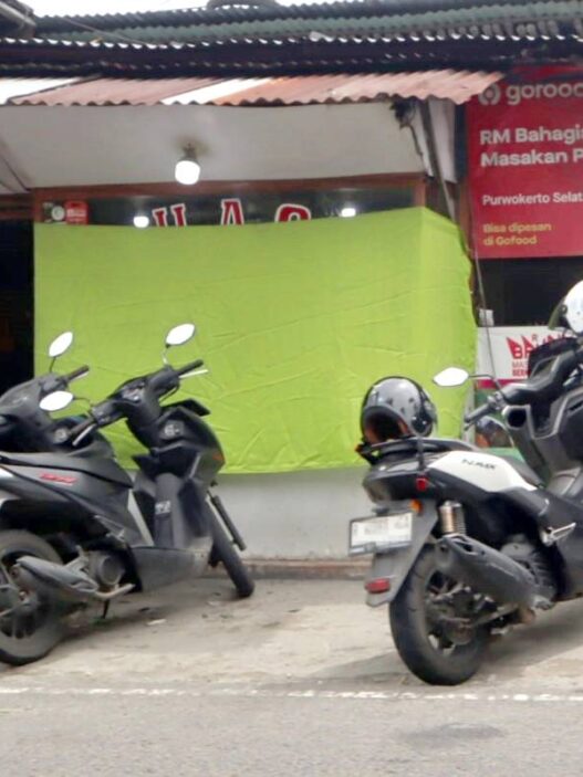 Tetap Buka tapi Jaga Etika