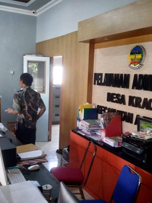 THR Kades dan Perangkat Tertunda