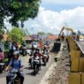 Arus Lalin Padati Kedua Arah