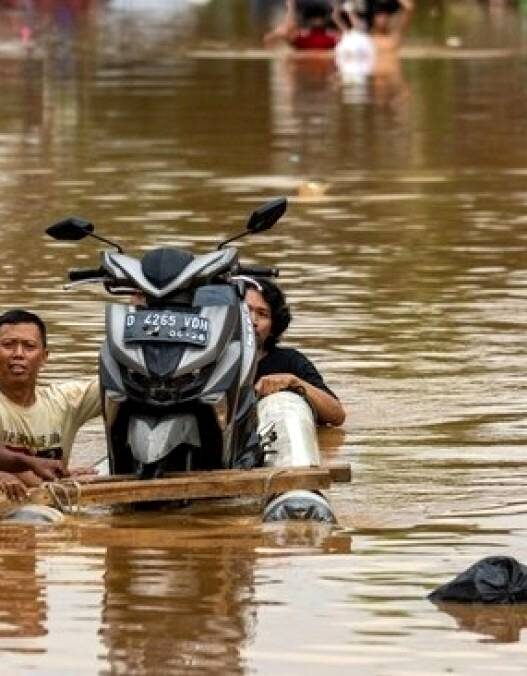 Bandung Diterjang Banjir dan Longsor