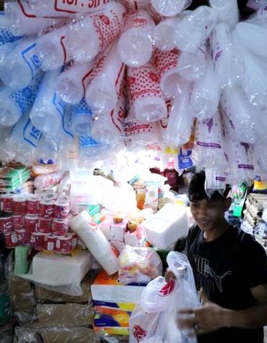 Bea Masuk Bahan Baku Plastik 0 Persen