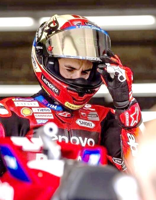 Cedera Bahu Dan Ancaman Aprilia