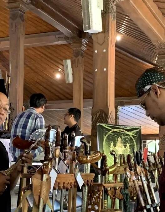Edukasi Budaya Lewat Keris untuk Anak Muda