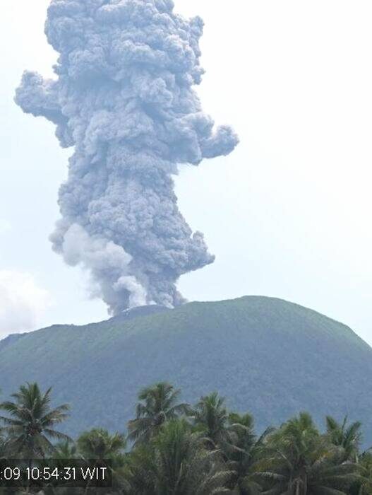 Erupsi Gunung Ibu