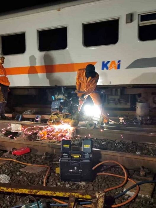 Jalur Rel Bumiayu Kembali Dibuka