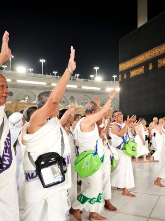 Jemaah Haji Wajib Lapor Bea Cukai