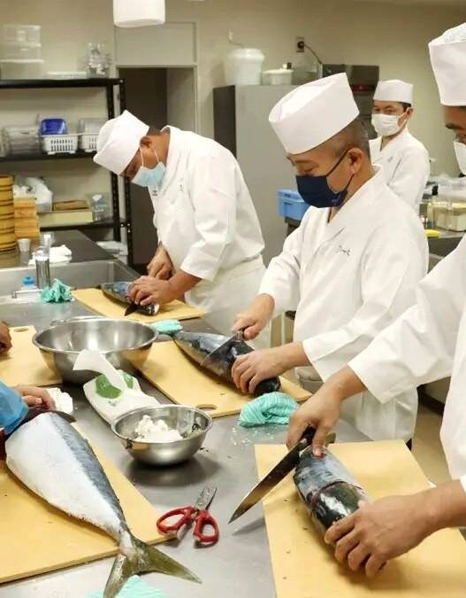 Jepang Hentikan Visa Pekerja Restoran