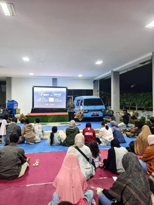 Malam Literasi Jadi Magnet Baru Warga